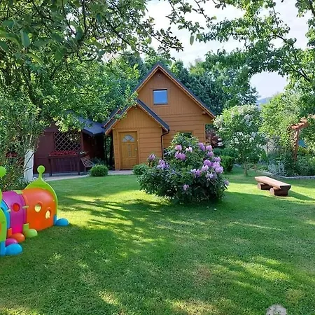 Agroturystyka U Gazdy, Wisla - Nocleg Ze Sniadaniem, 1 Km Od Stoku, Idealny Dla Rodzin Z Dziecmi, Domek Z Balia & Apartamenty Lejlighed Wisła