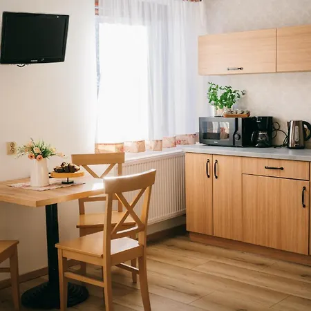 Lejlighed Agroturystyka U Gazdy, Wisla - Nocleg Ze Sniadaniem, 1 Km Od Stoku, Idealny Dla Rodzin Z Dziecmi, Domek Z Balia & Apartamenty