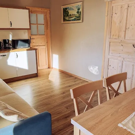 Agroturystyka U Gazdy, Wisla - Nocleg Ze Sniadaniem, 1 Km Od Stoku, Idealny Dla Rodzin Z Dziecmi, Domek Z Balia & Apartamenty Wisła