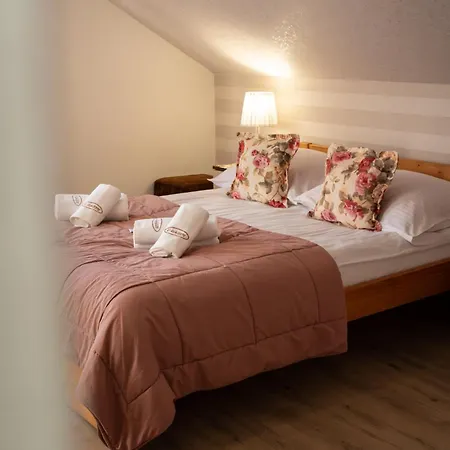 Lejlighed Agroturystyka U Gazdy, Wisla - Nocleg Ze Sniadaniem, 1 Km Od Stoku, Idealny Dla Rodzin Z Dziecmi, Domek Z Balia & Apartamenty