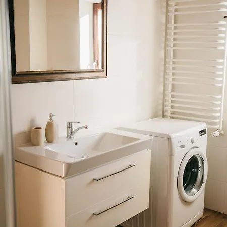 Lejlighed Agroturystyka U Gazdy, Wisla - Nocleg Ze Sniadaniem, 1 Km Od Stoku, Idealny Dla Rodzin Z Dziecmi, Domek Z Balia & Apartamenty *